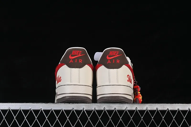 All categories Nk Air Force 1 Air Force series Nk Air Force 1 Low Air Force low-top Nike Air Force 1'07 Low Limited to the Year of the Horse, you will be blessed soon Air Force 1 low-top casual sneakers NH0601-517